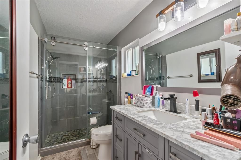 For Sale: $189,900 (2 beds, 2 baths, 1748 Square Feet)