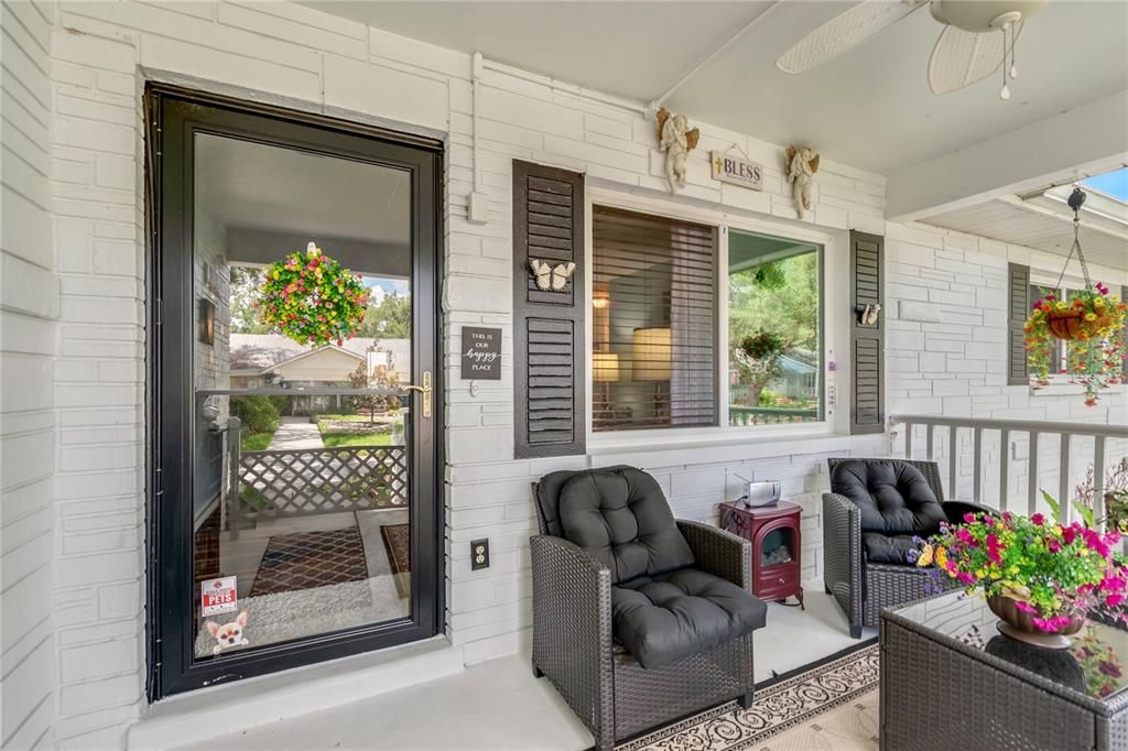 For Sale: $189,900 (2 beds, 2 baths, 1748 Square Feet)