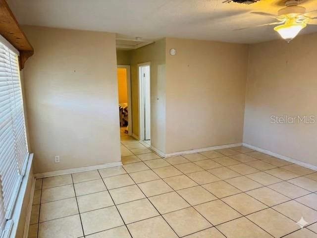 For Sale: $300,000 (3 beds, 2 baths, 1198 Square Feet)