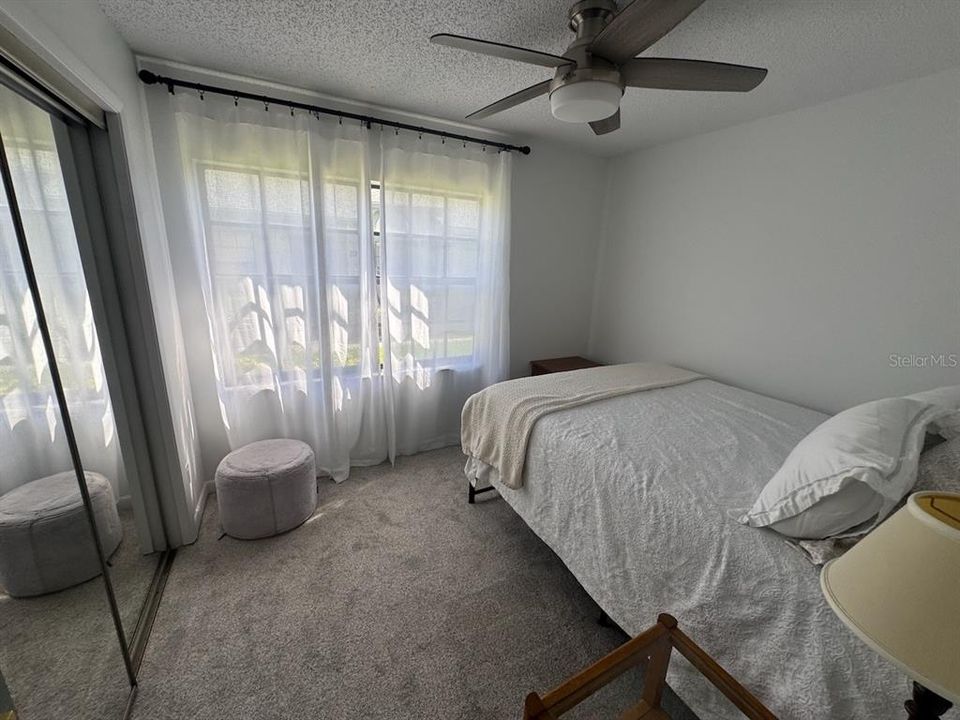 В аренду: $2,200 (2 спален, 2 ванн, 930 Квадратных фут)