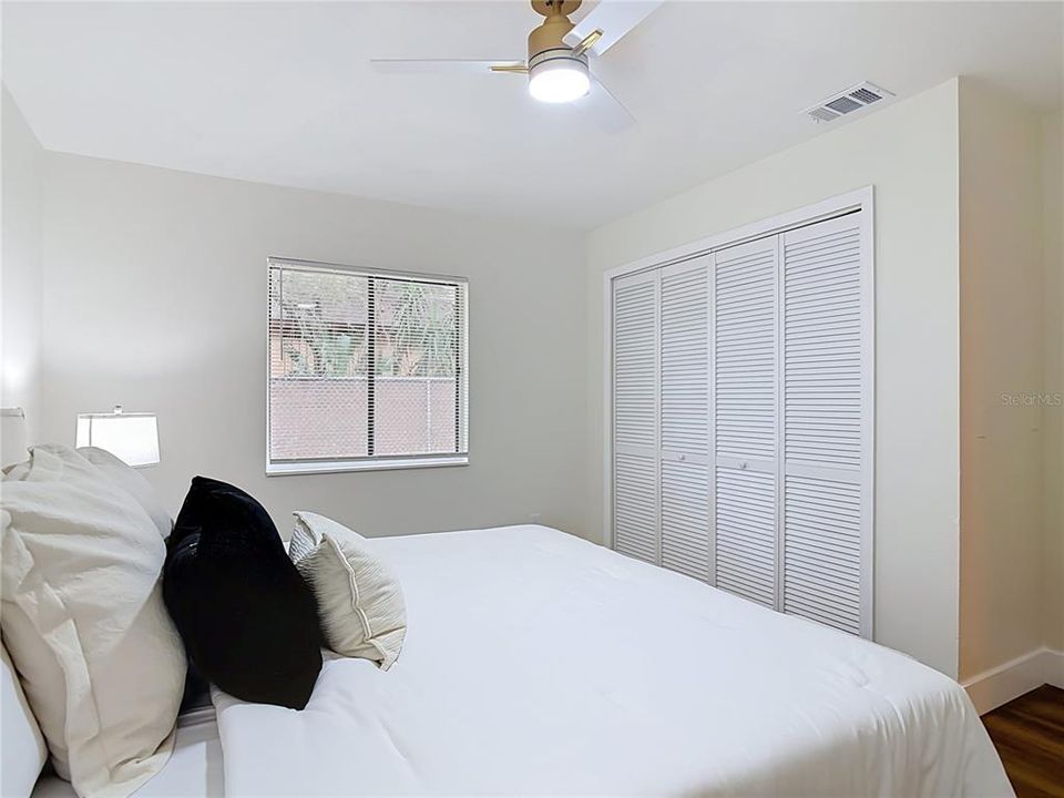 For Sale: $249,990 (3 beds, 1 baths, 1000 Square Feet)