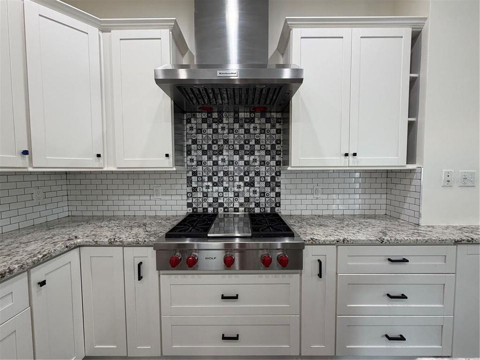 В аренду: $4,300 (4 спален, 3 ванн, 2296 Квадратных фут)