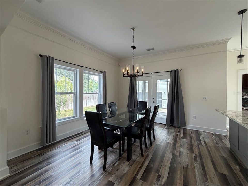 В аренду: $4,300 (4 спален, 3 ванн, 2296 Квадратных фут)