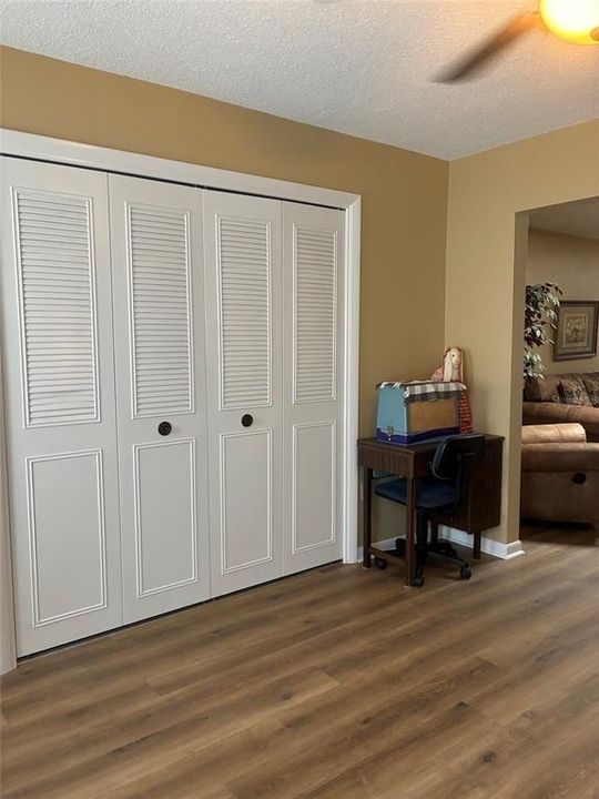 For Sale: $219,500 (2 beds, 2 baths, 1527 Square Feet)