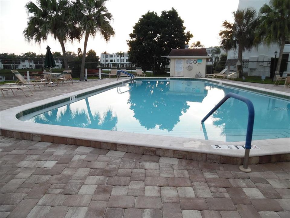 For Sale: $219,500 (2 beds, 2 baths, 1527 Square Feet)