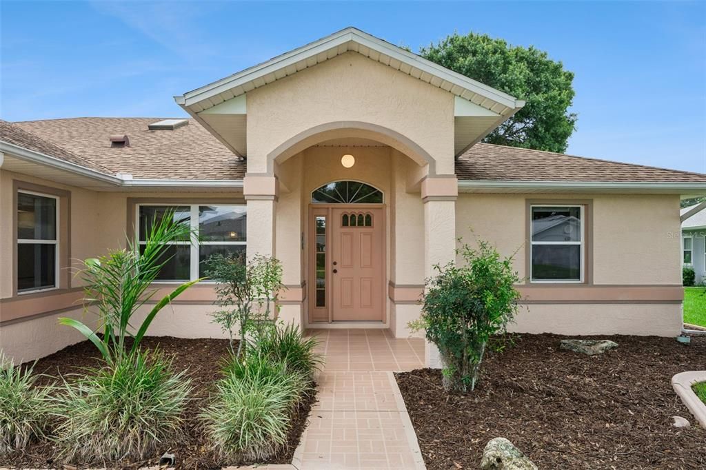 For Sale: $334,900 (3 beds, 2 baths, 2461 Square Feet)