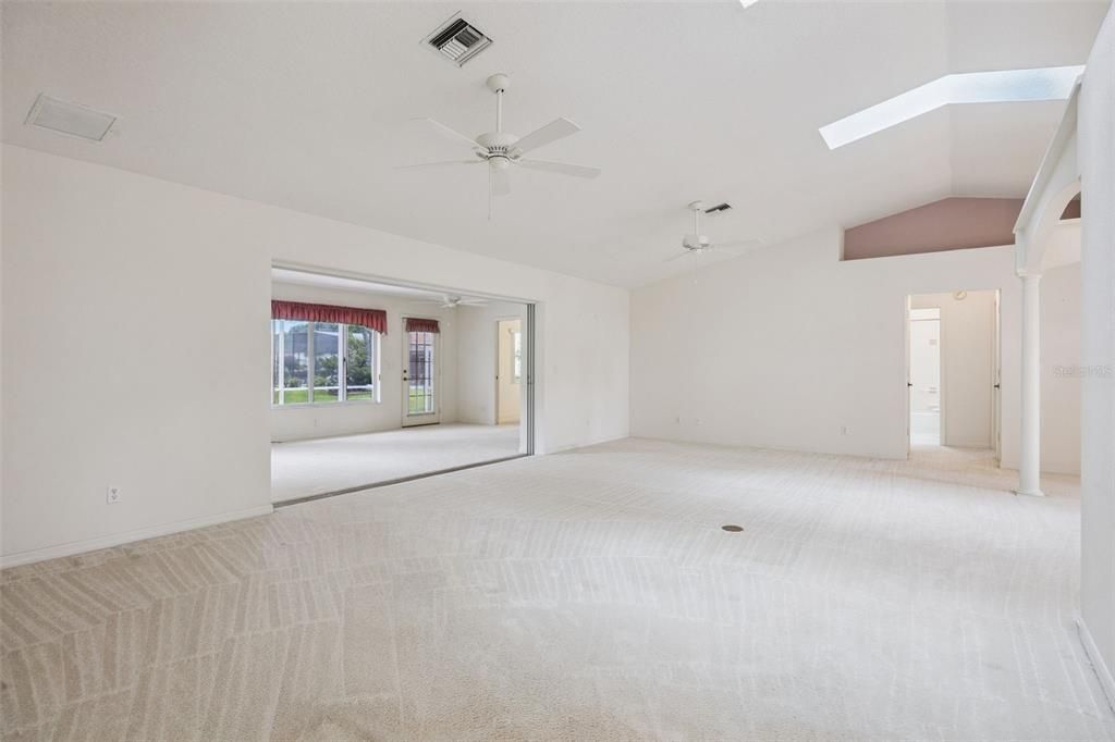 For Sale: $334,900 (3 beds, 2 baths, 2461 Square Feet)