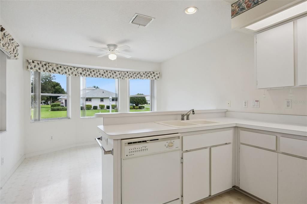 For Sale: $334,900 (3 beds, 2 baths, 2461 Square Feet)