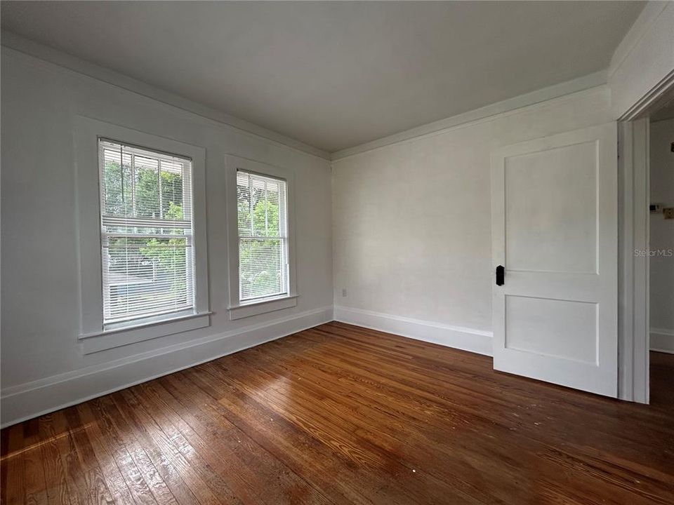 : $340,000 (5 спален, 3 ванн, 1818 Квадратных фут)