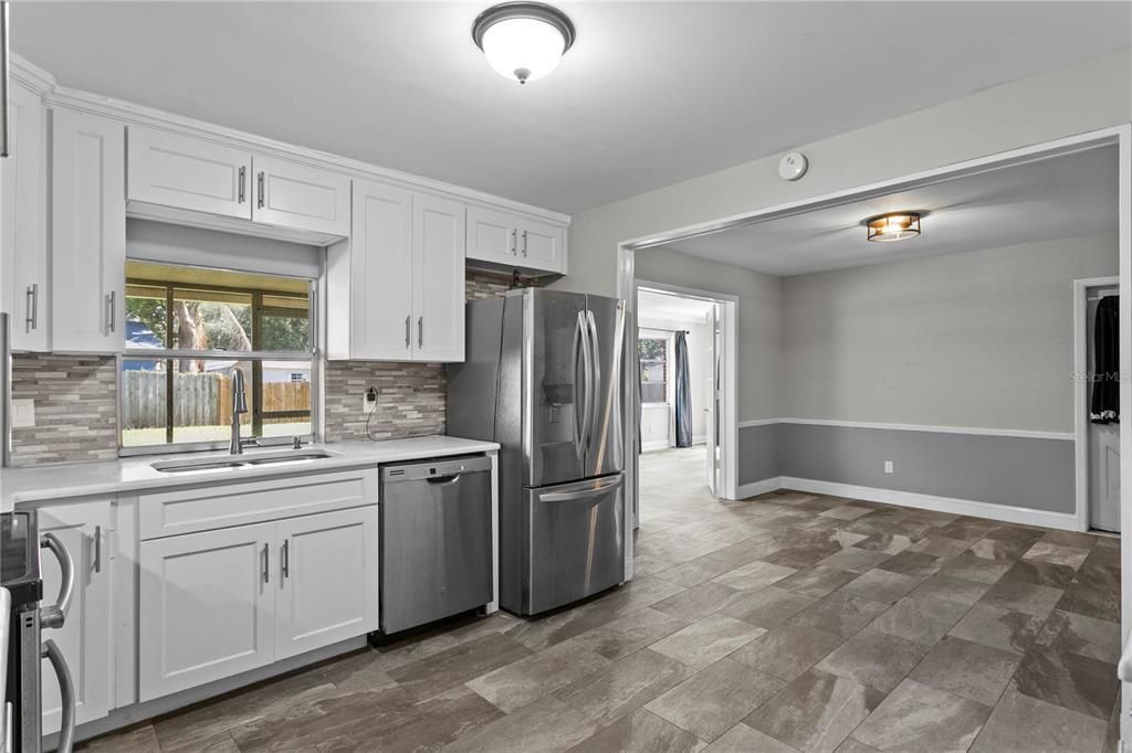 В аренду: $2,800 (3 спален, 2 ванн, 1704 Квадратных фут)