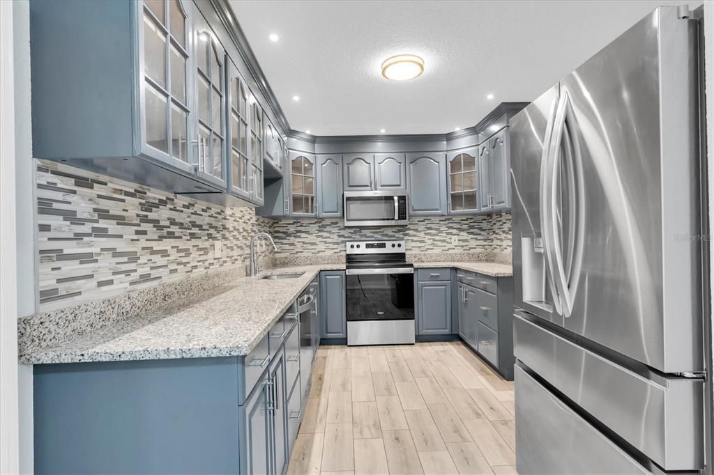 For Sale: $425,000 (3 beds, 2 baths, 1530 Square Feet)