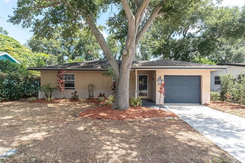 For Sale: $425,000 (3 beds, 2 baths, 1530 Square Feet)