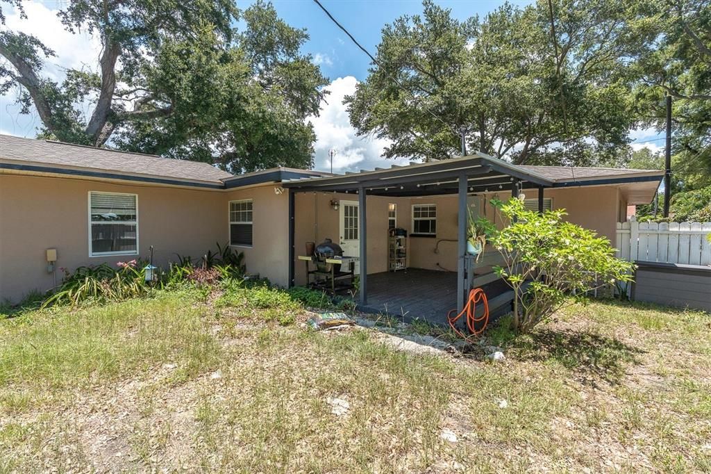For Sale: $425,000 (3 beds, 2 baths, 1530 Square Feet)
