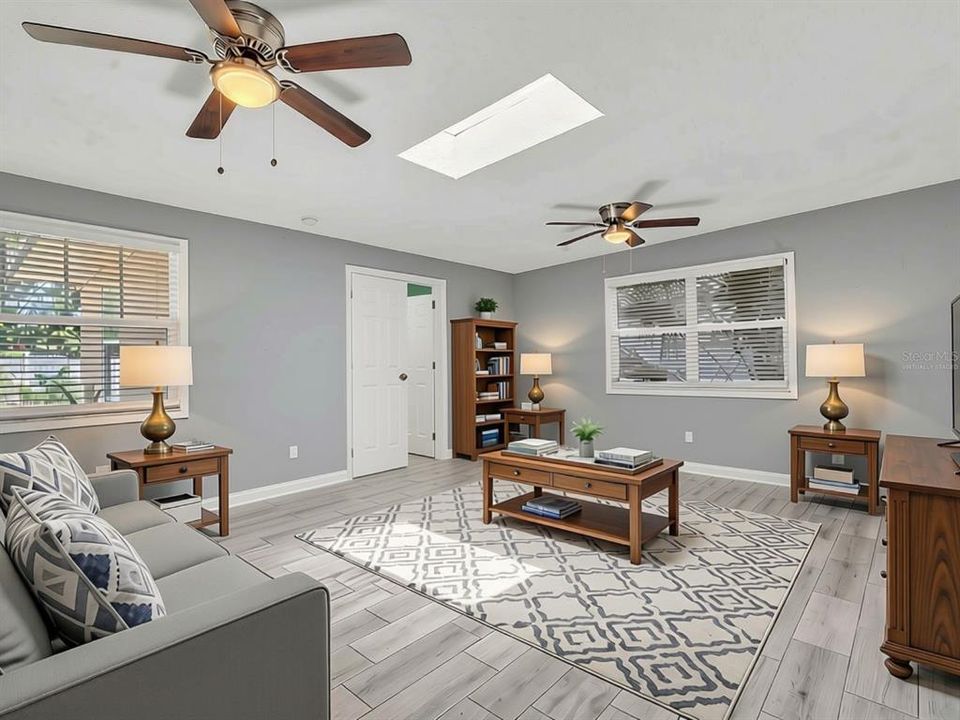 For Sale: $425,000 (3 beds, 2 baths, 1530 Square Feet)