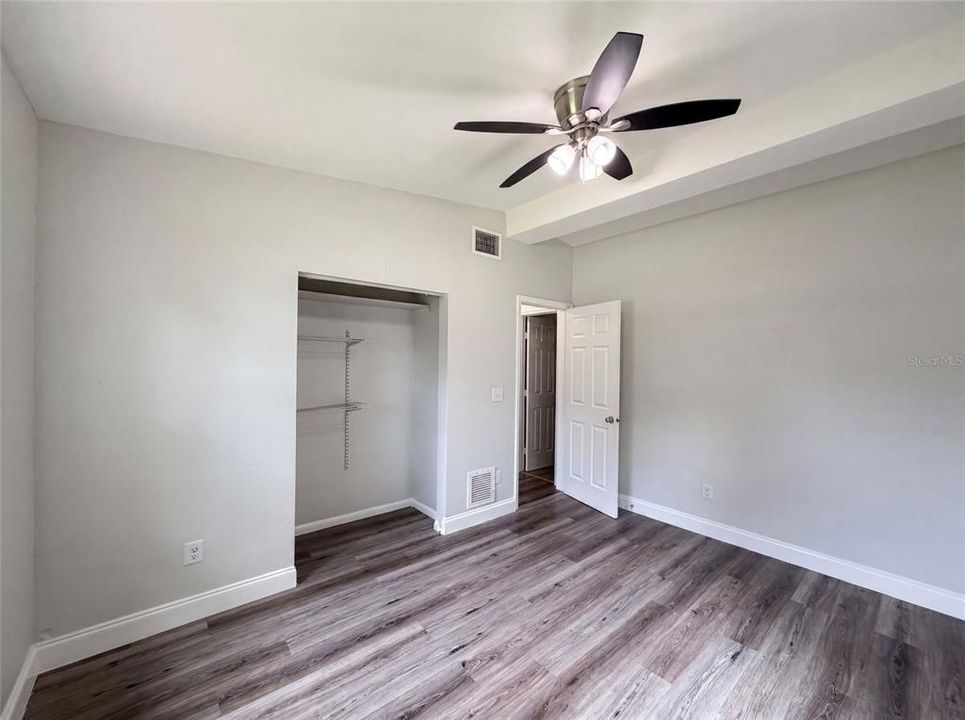 For Sale: $223,000 (3 beds, 2 baths, 1016 Square Feet)