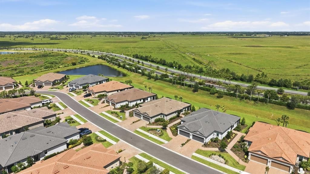 На продажу: $385,000 (2 спален, 2 ванн, 1530 Квадратных фут)