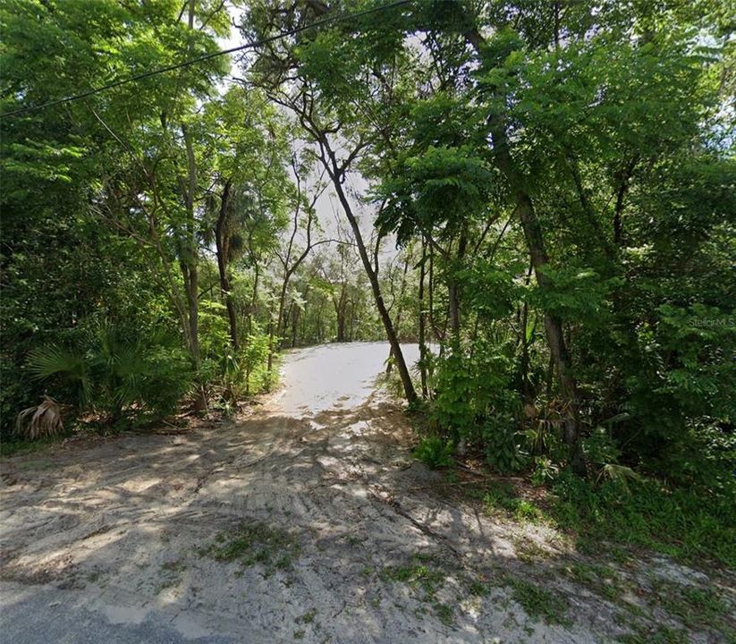 На продажу: $75,000 (0.58 acres)
