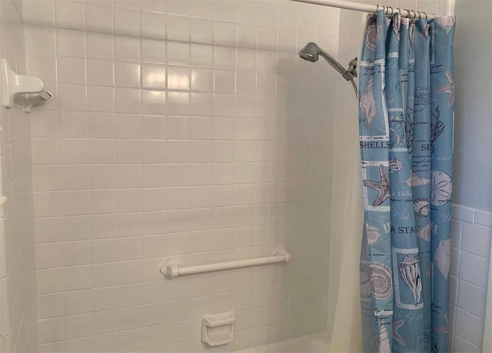 For Sale: $355,000 (1 beds, 1 baths, 420 Square Feet)
