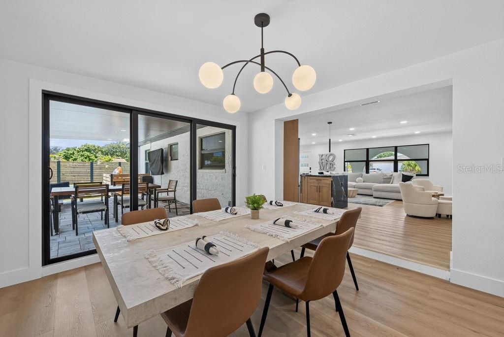 На продажу: $625,000 (3 спален, 2 ванн, 1507 Квадратных фут)