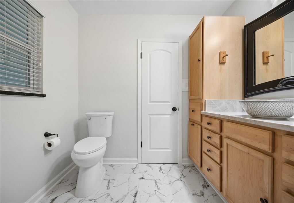 На продажу: $429,000 (3 спален, 2 ванн, 1808 Квадратных фут)