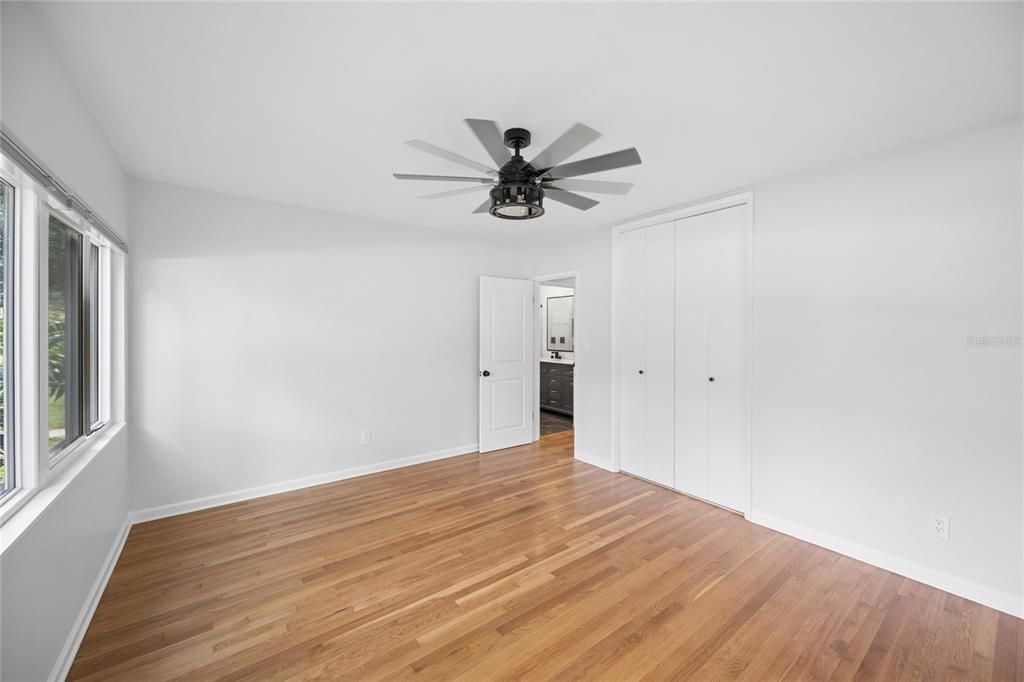 На продажу: $429,000 (3 спален, 2 ванн, 1808 Квадратных фут)