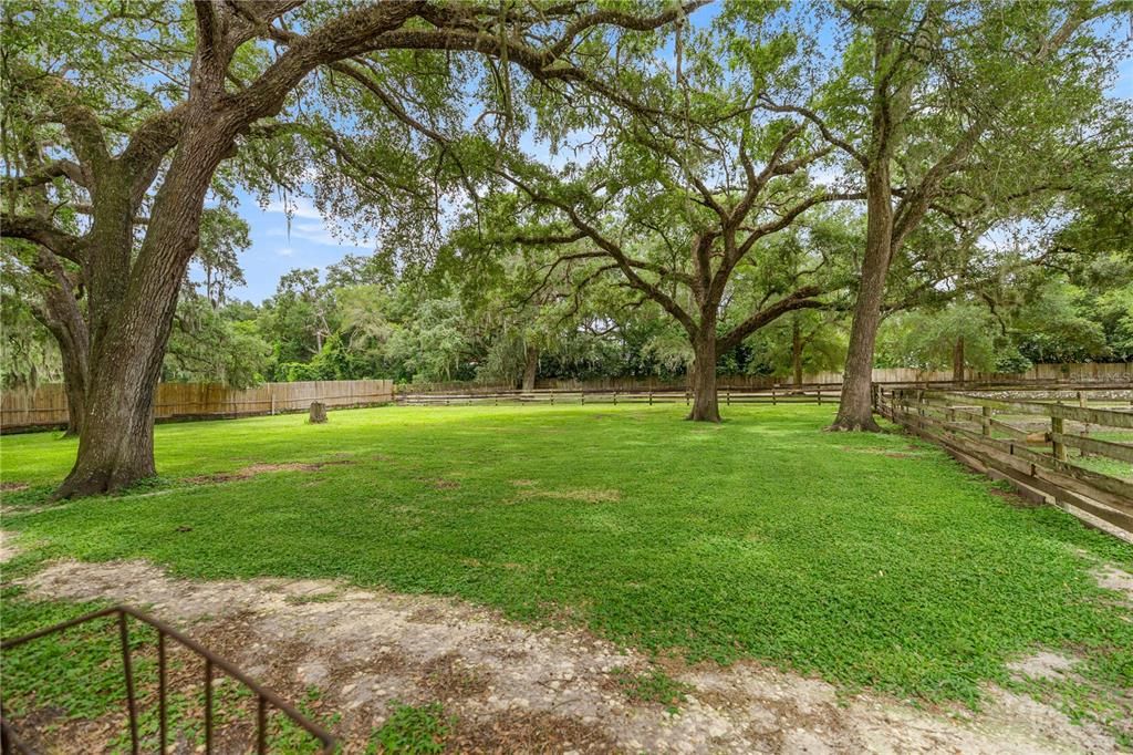 For Sale: $600,000 (3 beds, 2 baths, 2140 Square Feet)