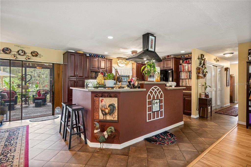For Sale: $600,000 (3 beds, 2 baths, 2140 Square Feet)