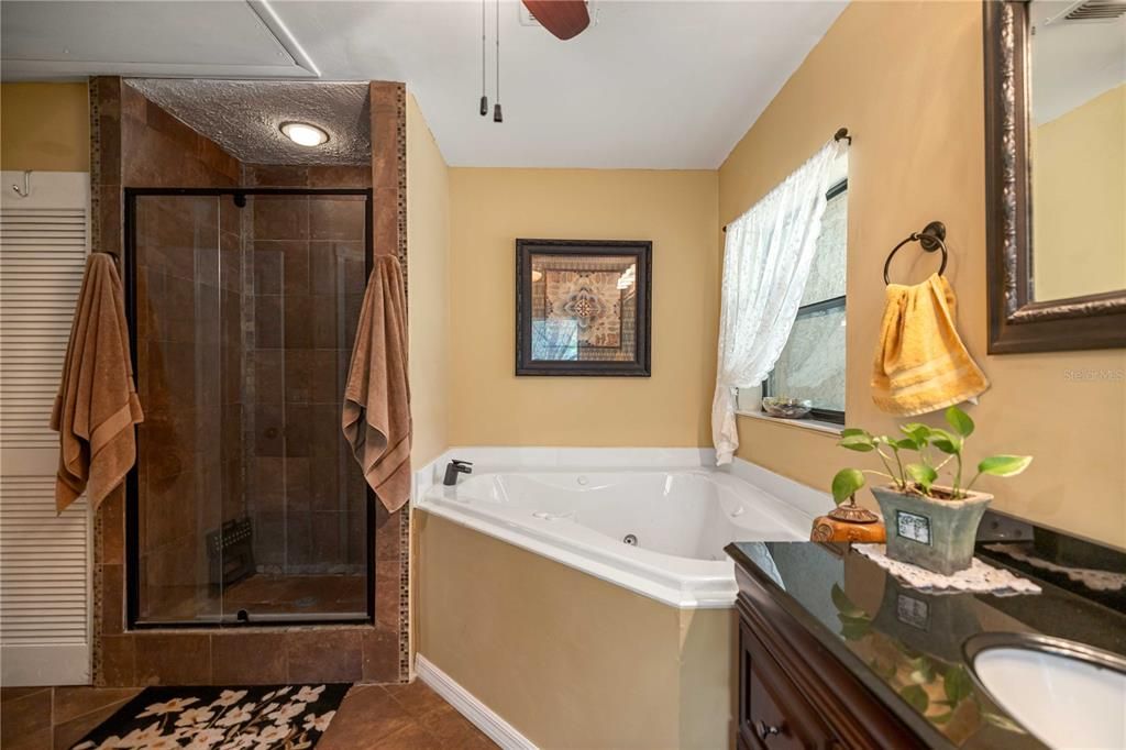 For Sale: $600,000 (3 beds, 2 baths, 2140 Square Feet)