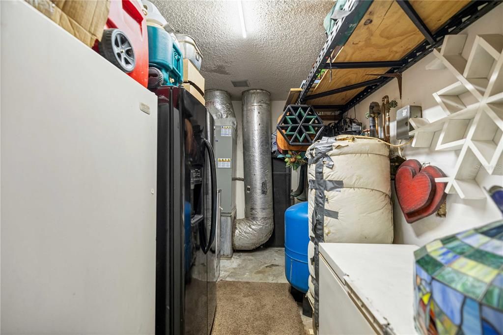 For Sale: $600,000 (3 beds, 2 baths, 2140 Square Feet)