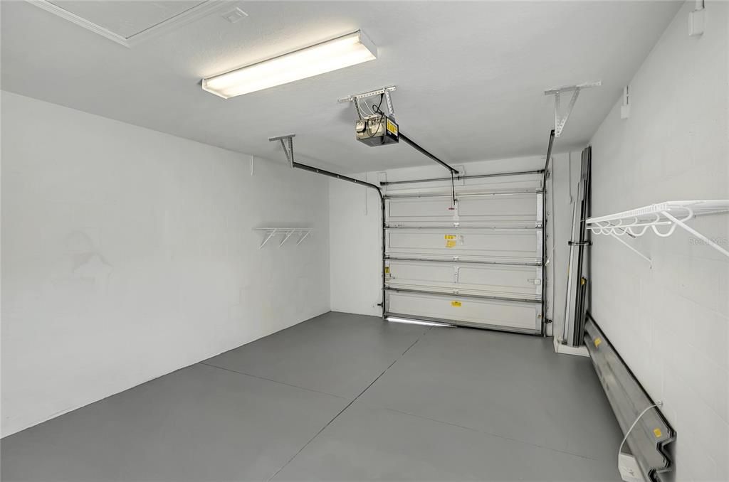 На продажу: $279,900 (2 спален, 2 ванн, 1200 Квадратных фут)
