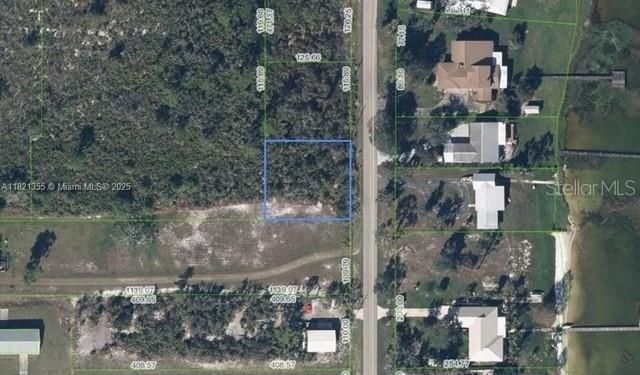 На продажу: $18,500 (0.36 acres)
