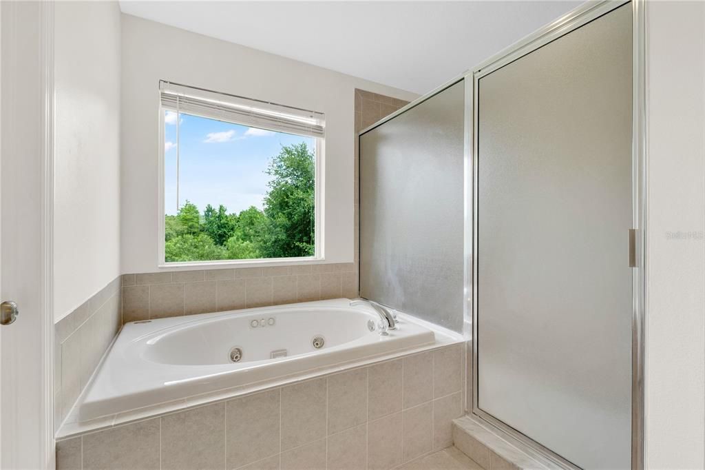 На продажу: $389,900 (3 спален, 2 ванн, 2692 Квадратных фут)