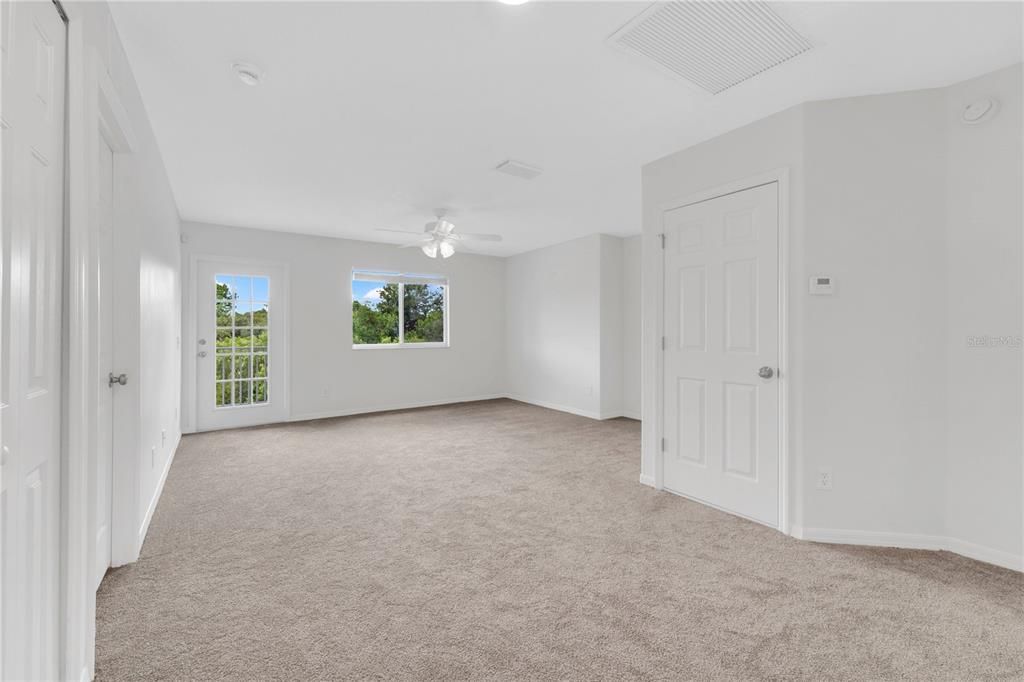 На продажу: $389,900 (3 спален, 2 ванн, 2692 Квадратных фут)