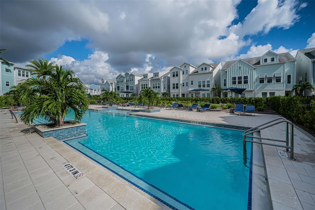 На продажу: $729,900 (3 спален, 3 ванн, 2108 Квадратных фут)