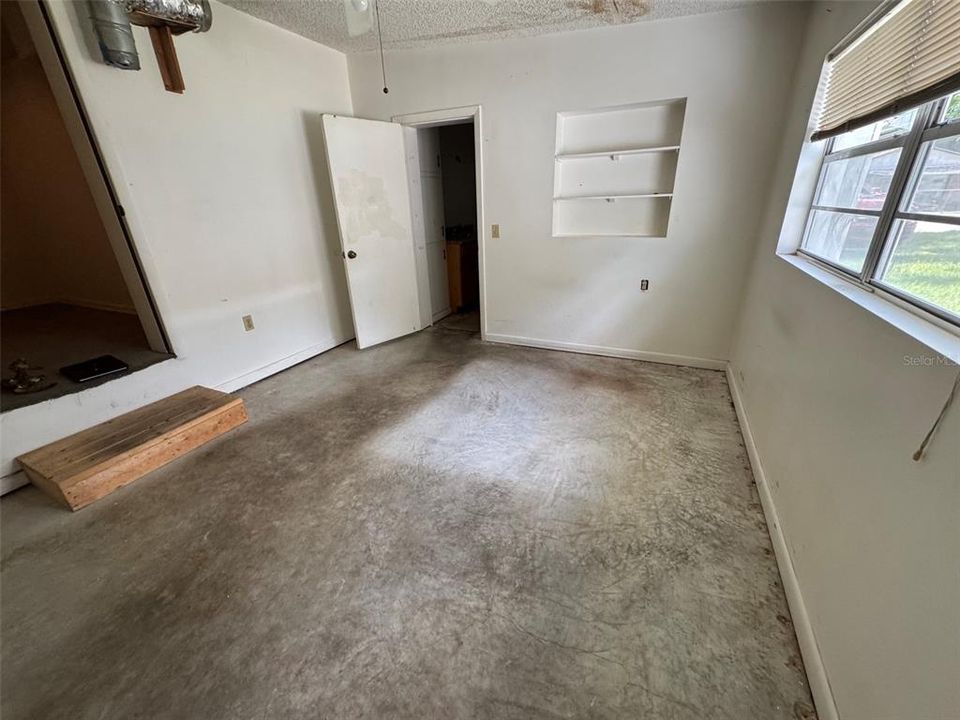 На продажу: $315,000 (3 спален, 2 ванн, 1424 Квадратных фут)