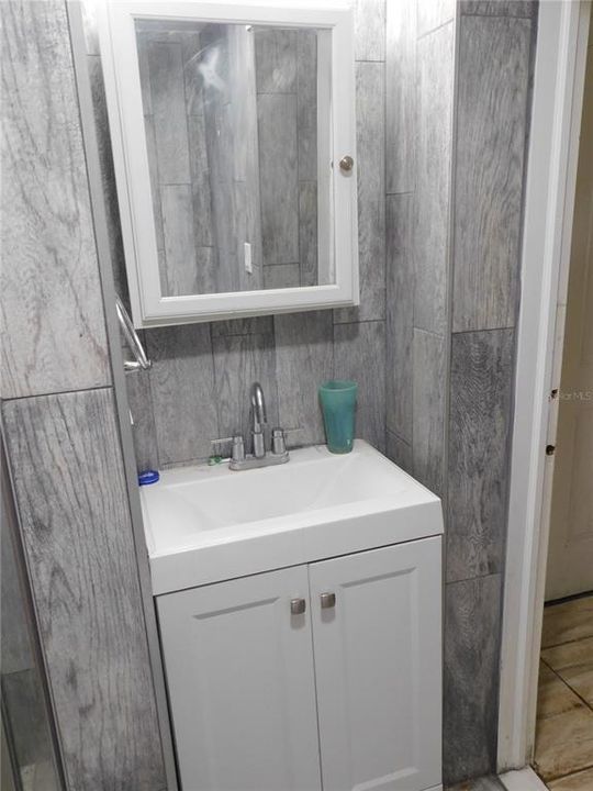 На продажу: $205,000 (3 спален, 2 ванн, 1382 Квадратных фут)