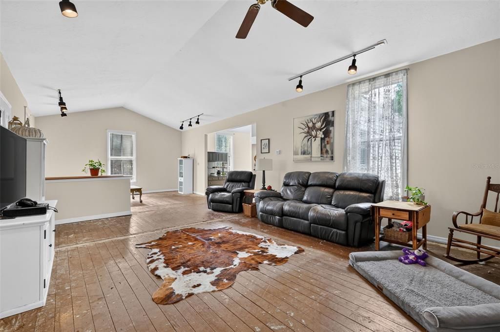 En Venta: $325,000 (0 camas, 0 baños, 2283 Pies cuadrados)