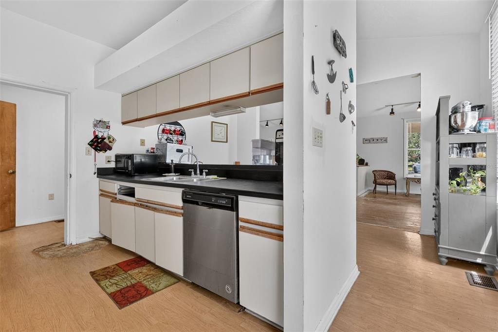 En Venta: $325,000 (0 camas, 0 baños, 2283 Pies cuadrados)