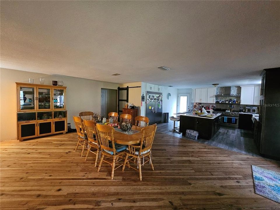 En Venta: $1,900,000 (5 camas, 5 baños, 5400 Pies cuadrados)