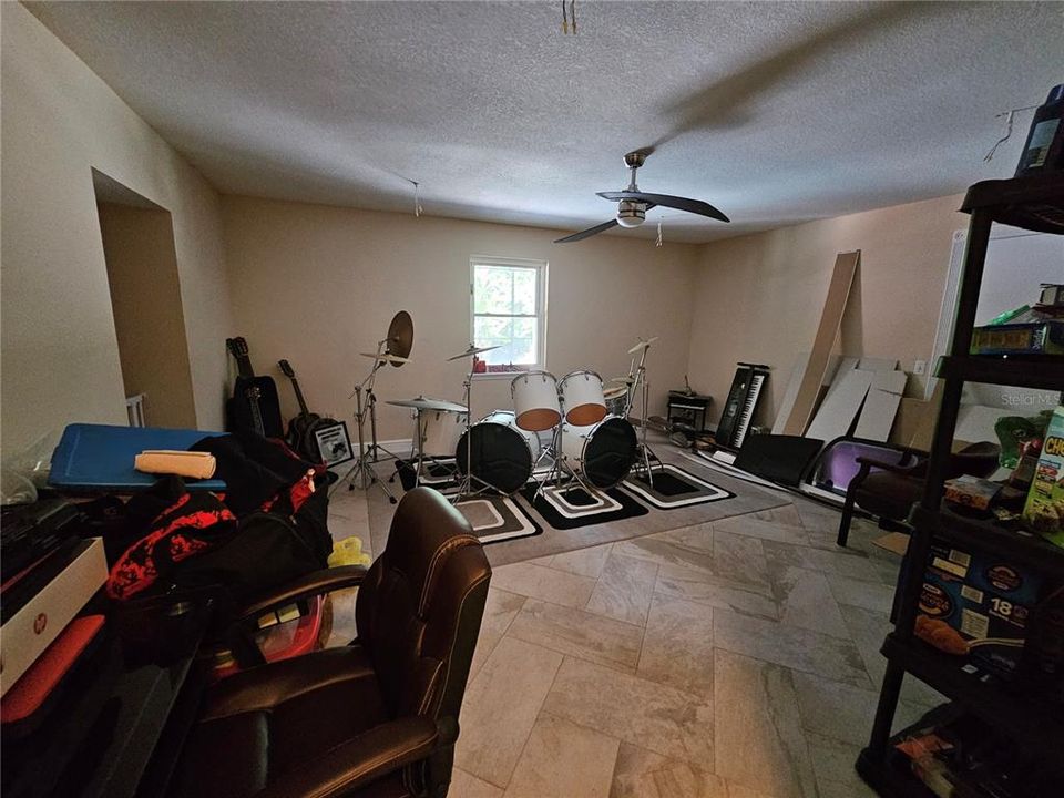En Venta: $1,900,000 (5 camas, 5 baños, 5400 Pies cuadrados)