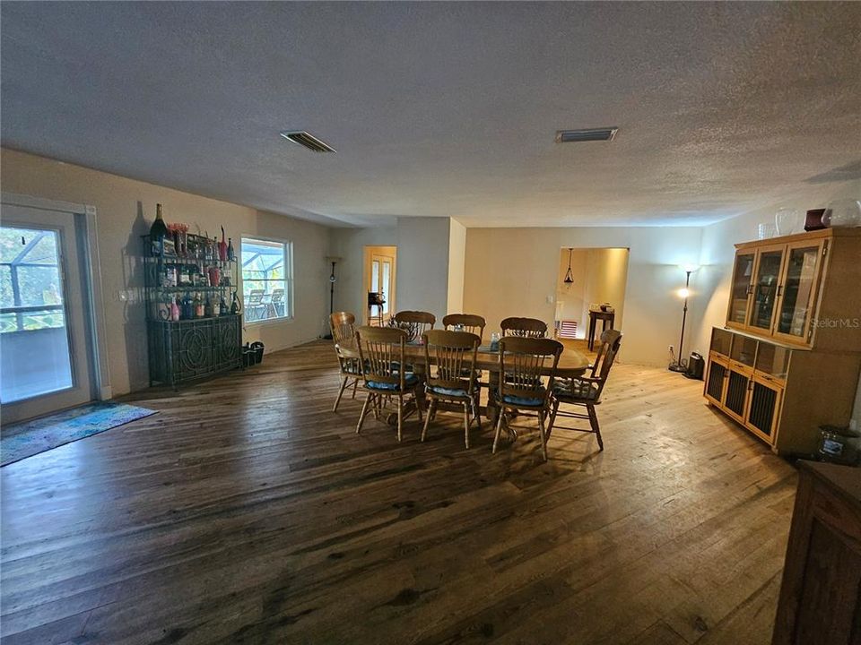 En Venta: $1,900,000 (5 camas, 5 baños, 5400 Pies cuadrados)
