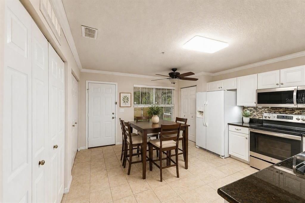 For Sale: $249,900 (3 beds, 2 baths, 1428 Square Feet)
