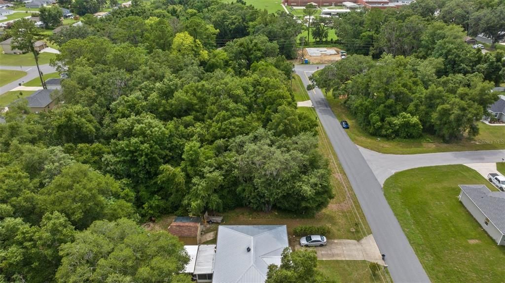 На продажу: $49,999 (0.24 acres)