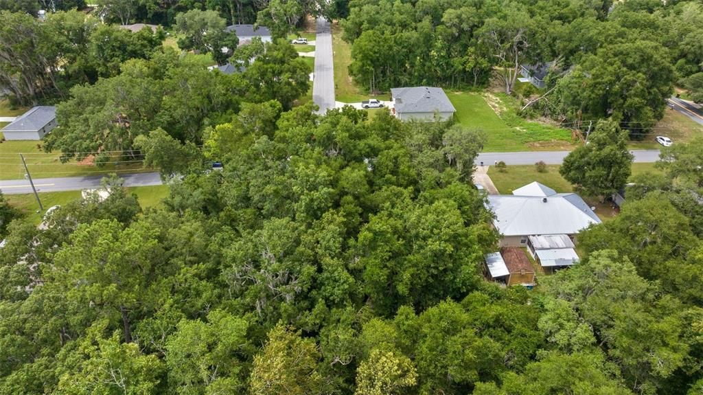 На продажу: $49,999 (0.24 acres)