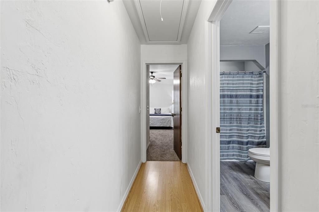Activo con contrato: $360,000 (4 camas, 2 baños, 1805 Pies cuadrados)
