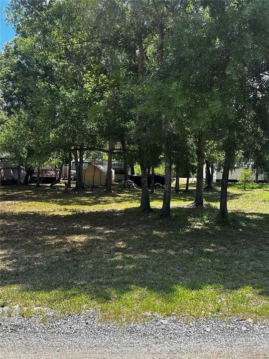 На продажу: $20,000 (0.18 acres)