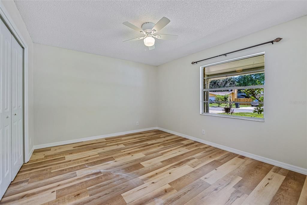 На продажу: $339,900 (3 спален, 2 ванн, 1815 Квадратных фут)
