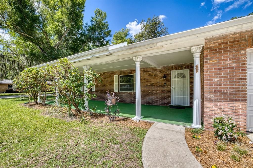 На продажу: $339,900 (3 спален, 2 ванн, 1815 Квадратных фут)