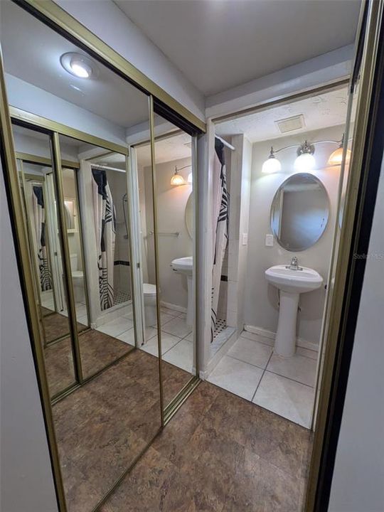 В аренду: $1,500 (2 спален, 2 ванн, 884 Квадратных фут)
