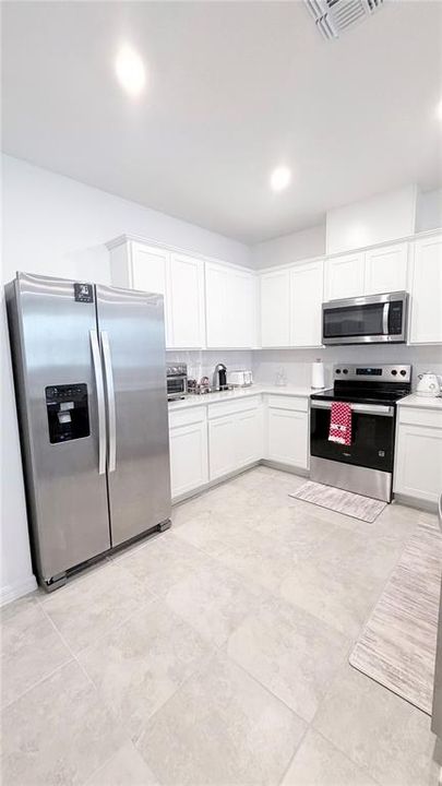 En Renta: $2,600 (4 camas, 3 baños, 1847 Pies cuadrados)